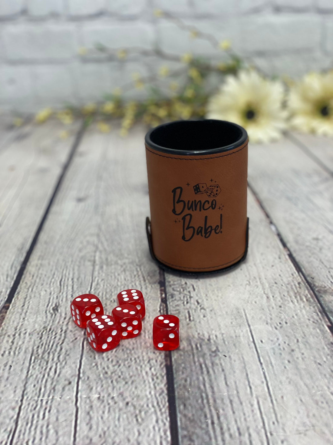 Bunco Babe Dice Cup With Dice Set